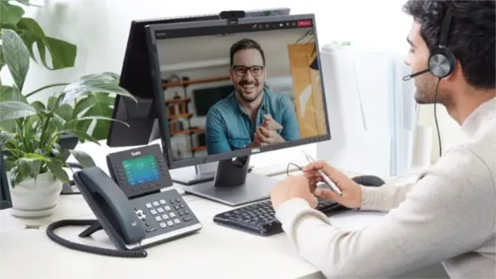 movox_cloud_pbx_business_phone_system MOVOX Cloud PBX business phone system